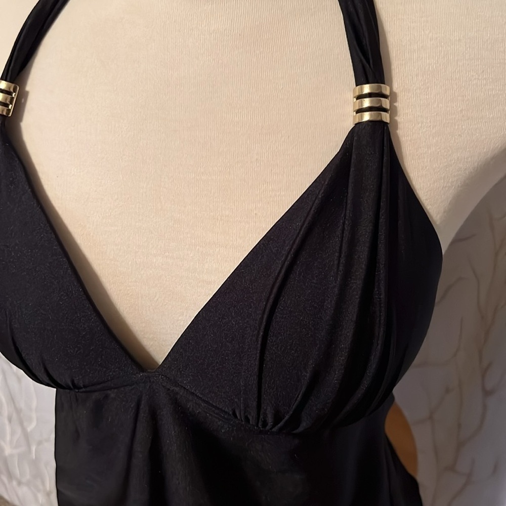 Swim top. Black. - Picture 2 of 6